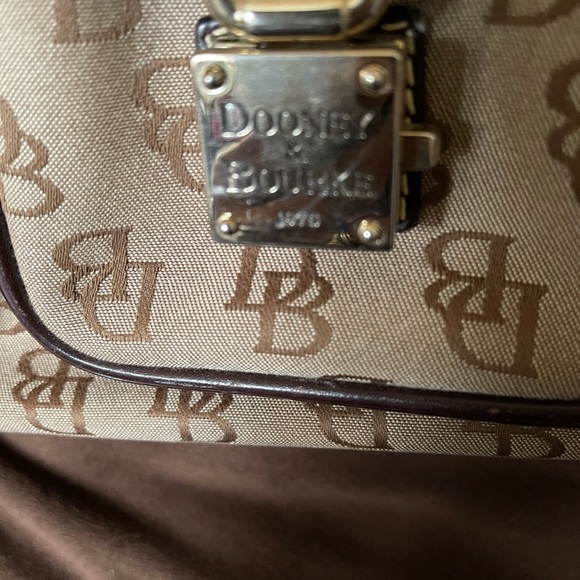 Dooney & Bourke canvas & leather bag used brown